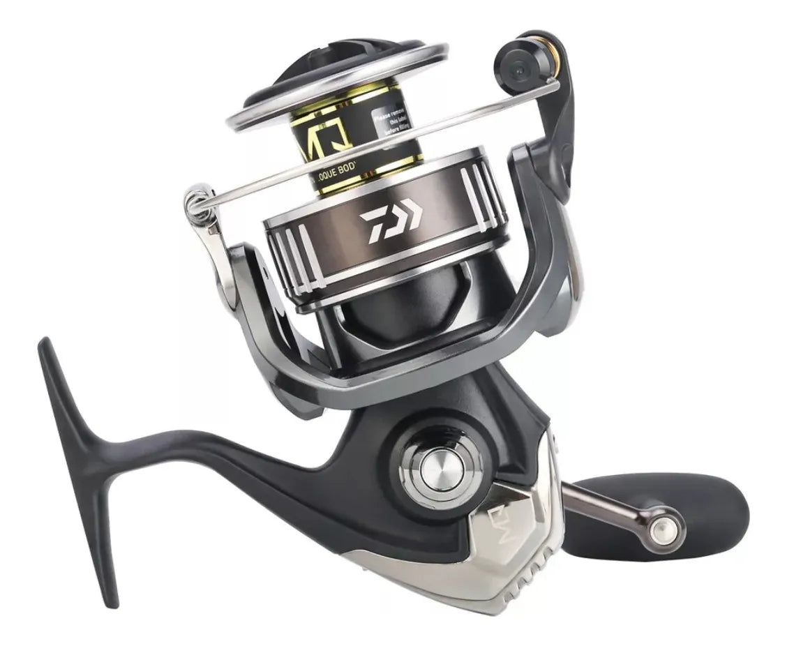 DAIWA CARRETE SPINNING BG MQ